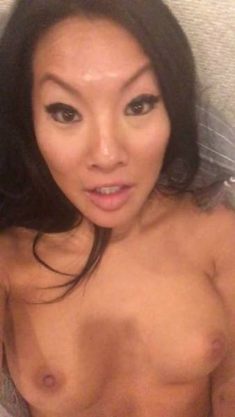 Asa Akira Nude Fingering Masturbation Onlyfans Video  on leaks.pics
