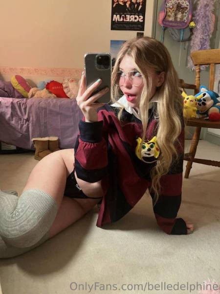Belle Delphine Thong Ass Sonichu Selfie Onlyfans Set Leaked on leaks.pics