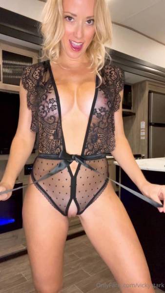 Vicky Stark Pussy Black Outfits Try On Onlyfans Video Leaked on leaks.pics