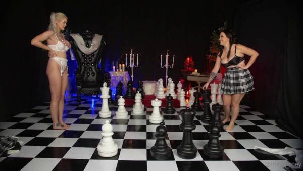 Meg Turney Danielle DeNicola Chess Strip Onlyfans Video Leaked on leaks.pics