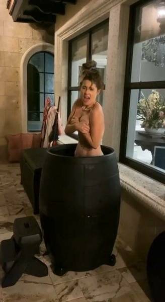 Amanda Cerny Nude Bath Dunking Video  on leaks.pics