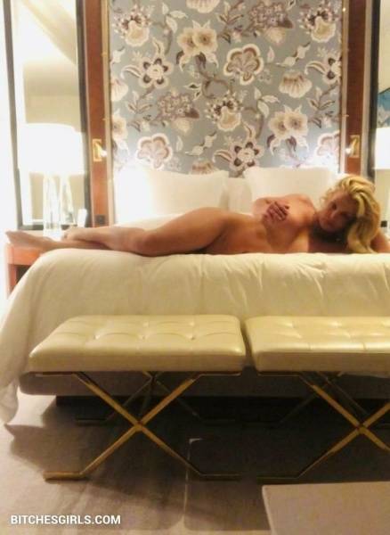 Britney Spears Nude Celebrity  Tits Photos on leaks.pics