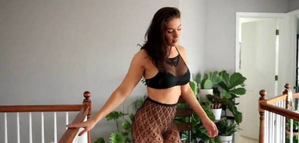 Florina Fitness Topless Nude Fishnet Sexy Youtuber Video on leaks.pics