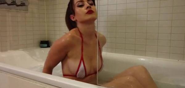 Anna Zapala Naked In Her Bath Sexy Youtuber Video on leaks.pics