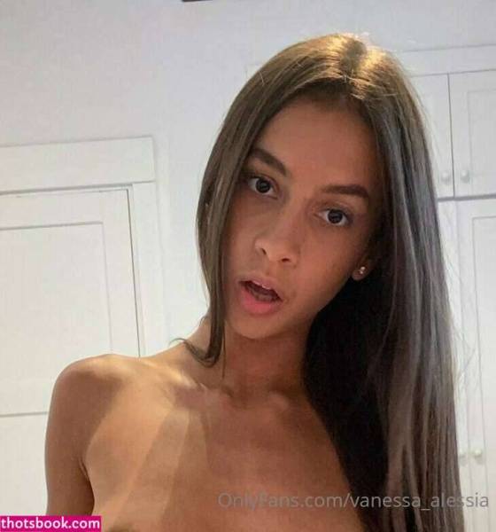 Vanessa Alessia OnlyFans Photos #7 on leaks.pics