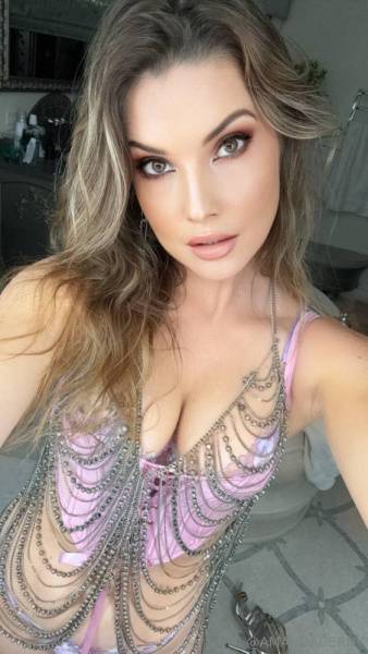 Amanda Cerny Sexy Lingerie Boob Ass Tease Onlyfans Set Leaked on leaks.pics