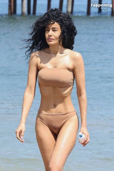 Massiel Taveras Stuns in a Bikini on the Beach in Malibu (48 Photos) - France - Dominica on leaks.pics