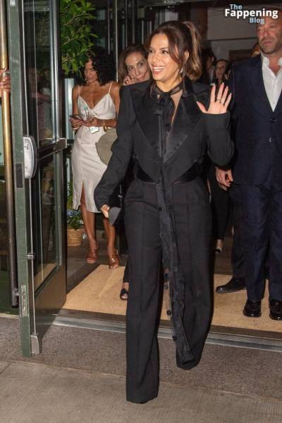 Eva Longoria Goes Braless in NYC (18 Photos) - New York on leaks.pics