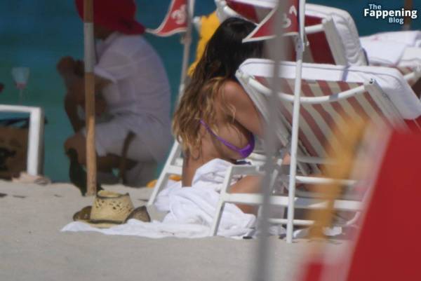 Karina Jelinek Shows Off Her Sexy Boobs in a Bikini (13 Photos) - Argentina on leaks.pics